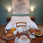 Manoir De Salleviale Couette-café